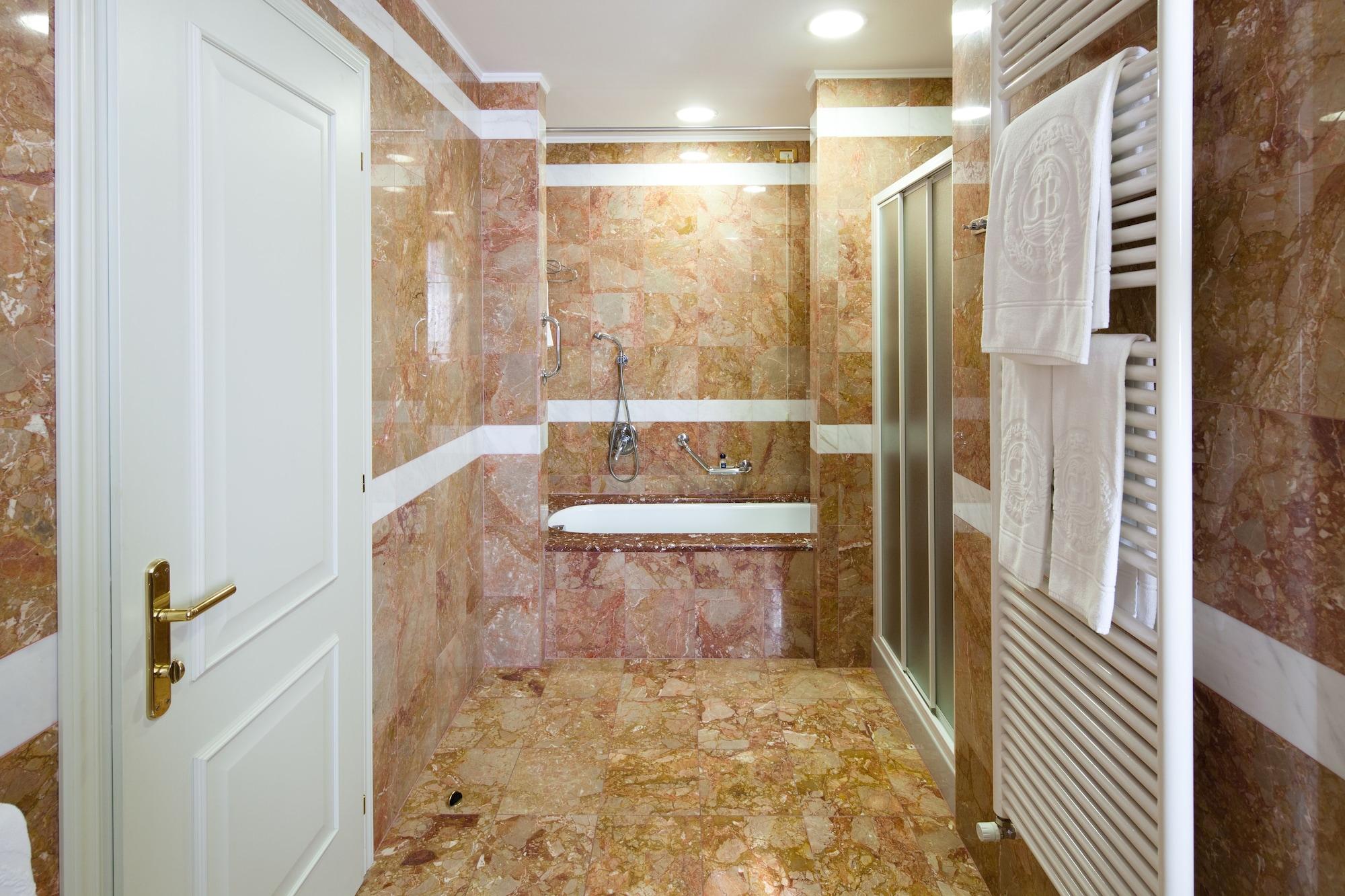 Hotel Due Torri Abano Terme Ngoại thất bức ảnh